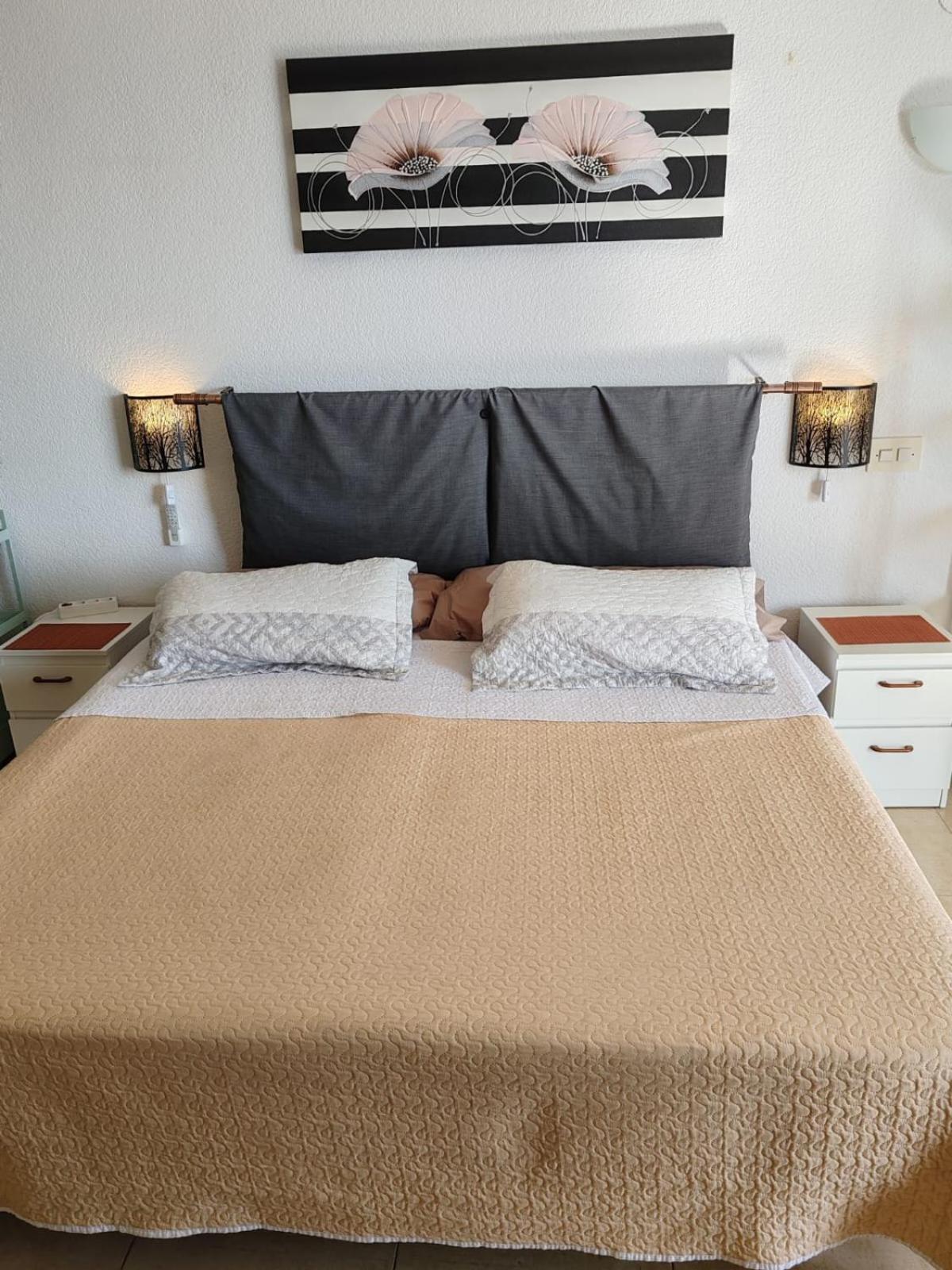 Monique Apartment Almunecar Ngoại thất bức ảnh